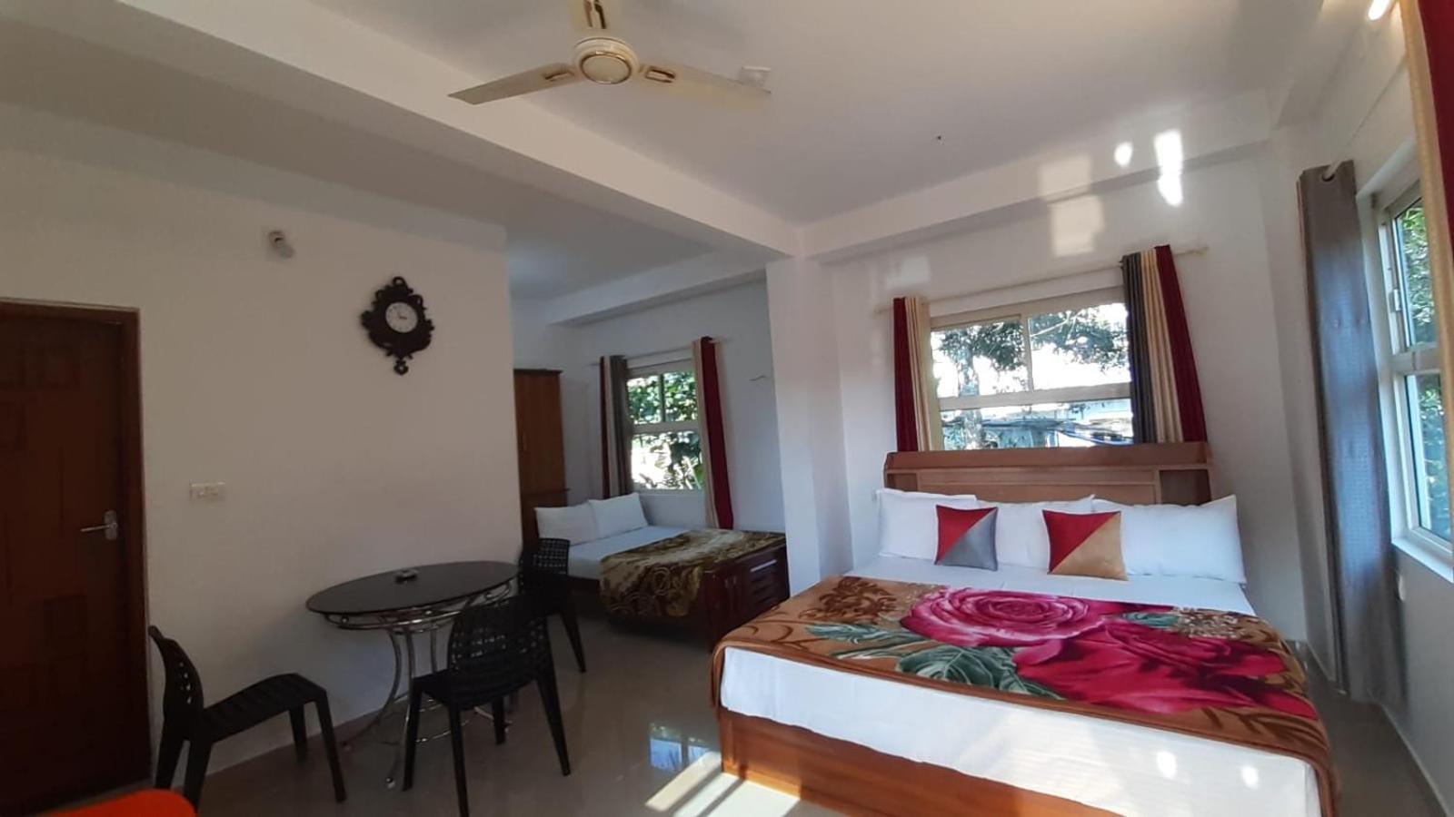 Himadri Munnar Holidays Екстер'єр фото